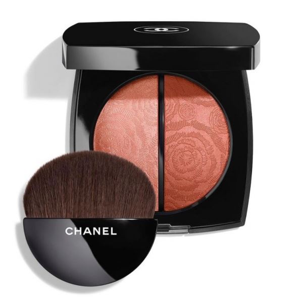 
<p>                            Chanel выпускает новинки: дуо для лица и помады Rouge Allure Velvet Le Lion</p>
<p>                        